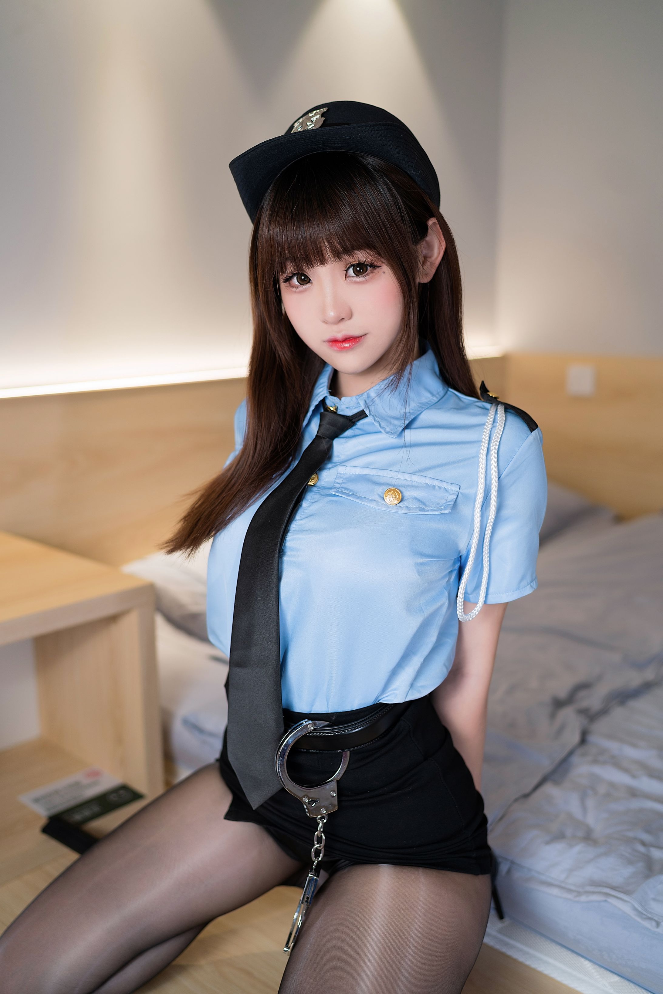 miko酱ww - 女警制服(33).jpg