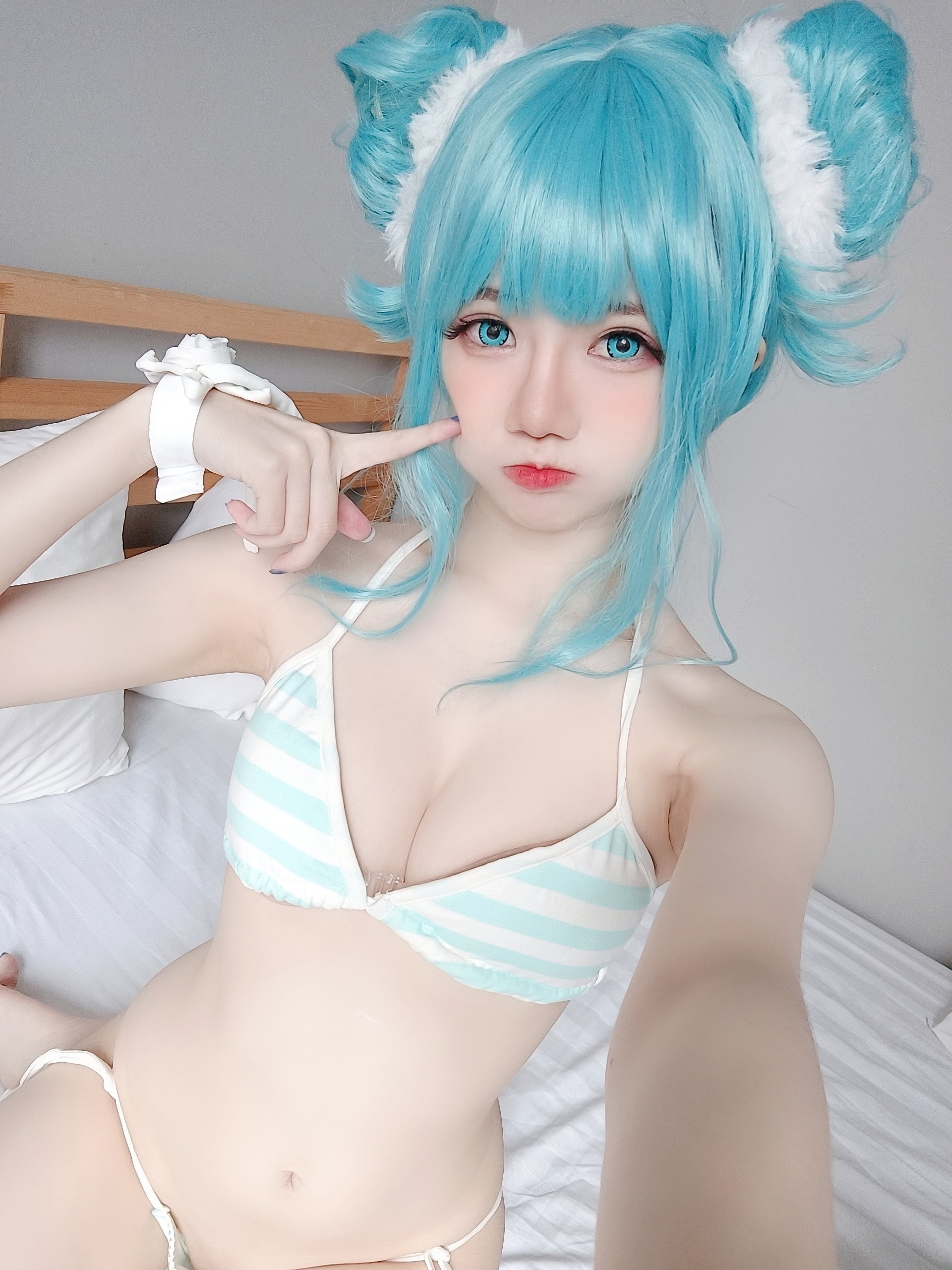 Sally Dorasnow - NO.24 Miku Bikini [107P-118MB](103)