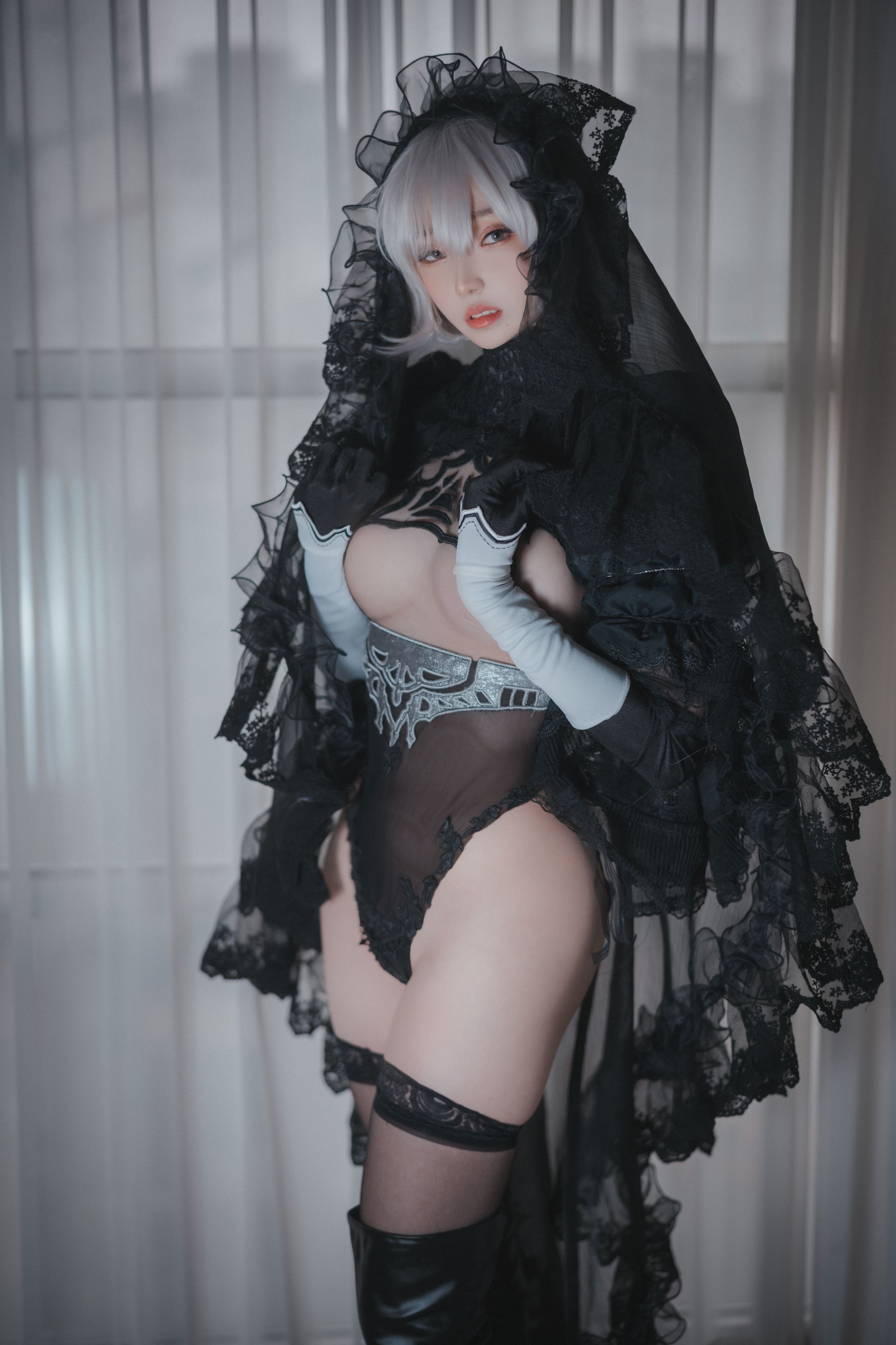 DJAWA Photo - Bambi (밤비) - La Rose NoirE 2B(93)