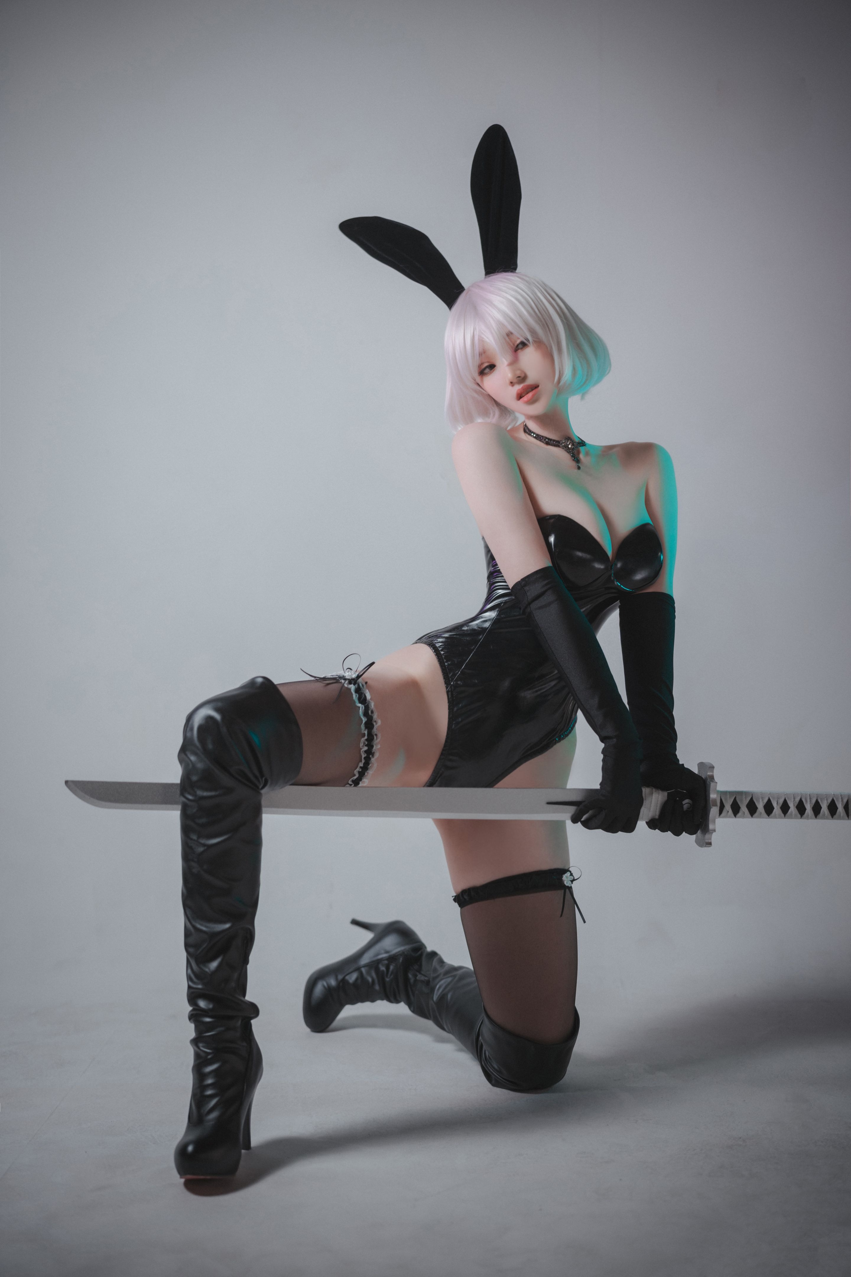 DJAWA Photo - Bambi (밤비) - La Rose NoirE 2B(74)