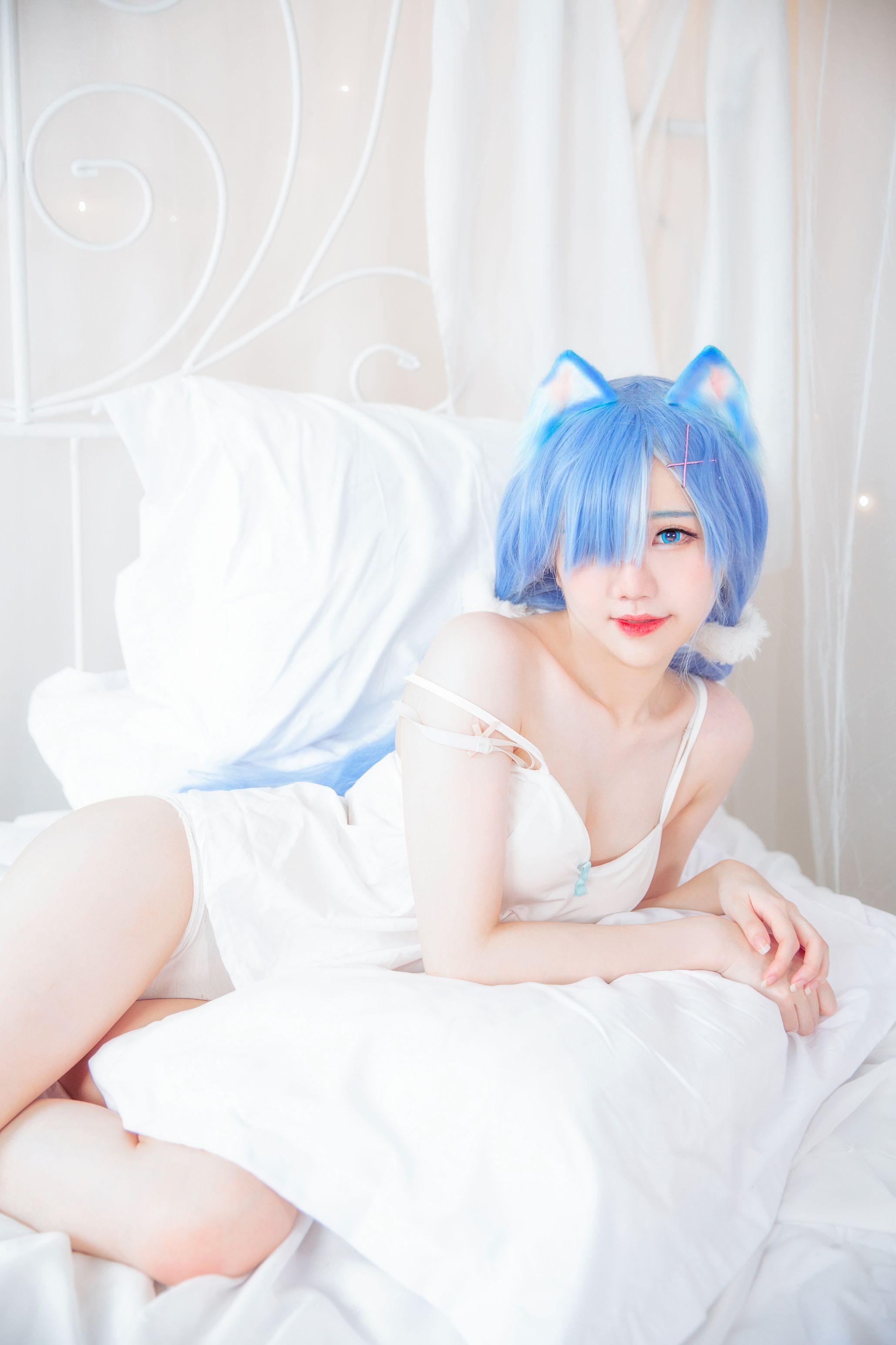 Sally Dorasnow - NO.22 Rem White Kitty [49P-281MB](15).jpg