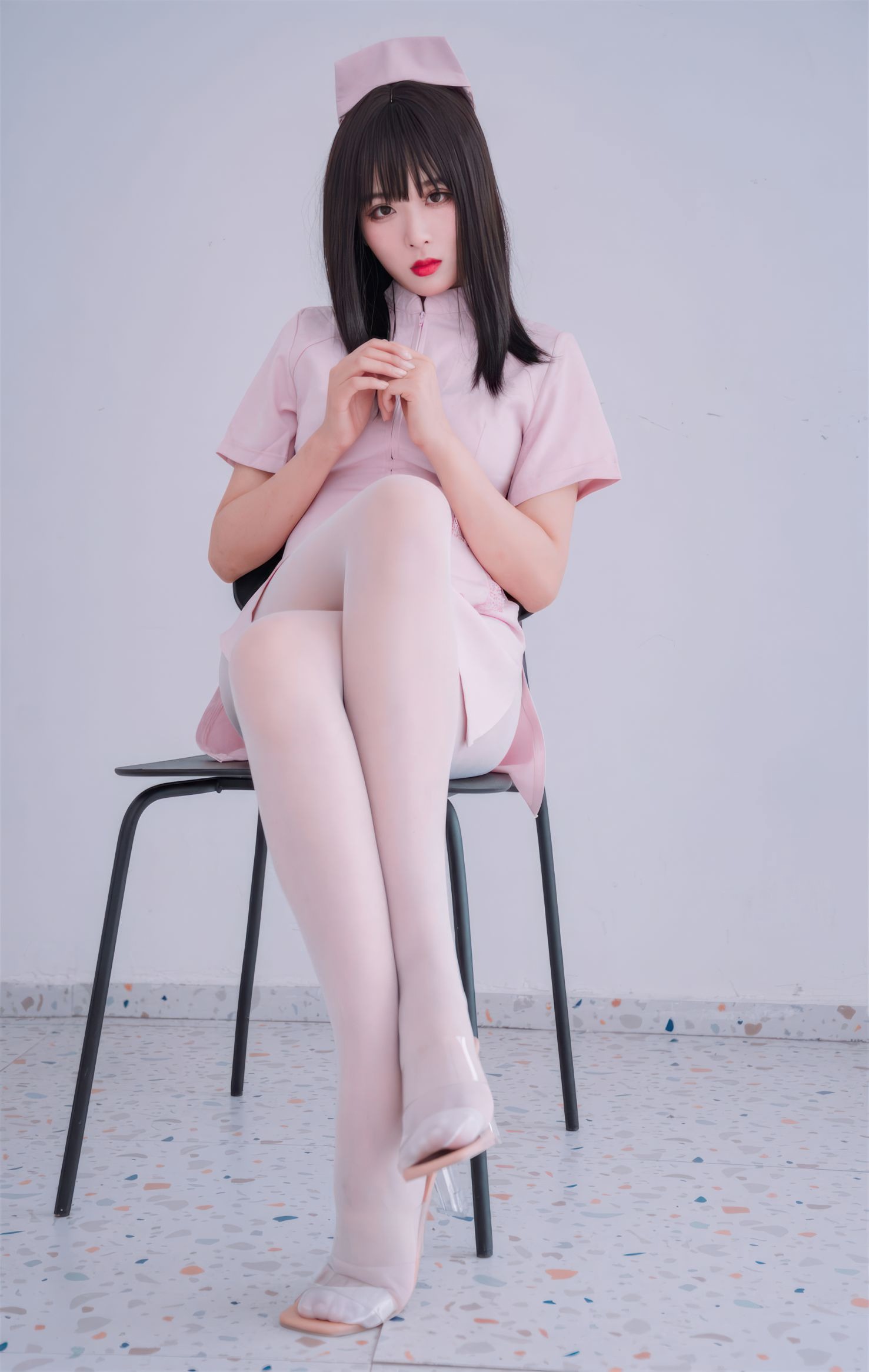 轩萧学姐 - 粉色护士(13)