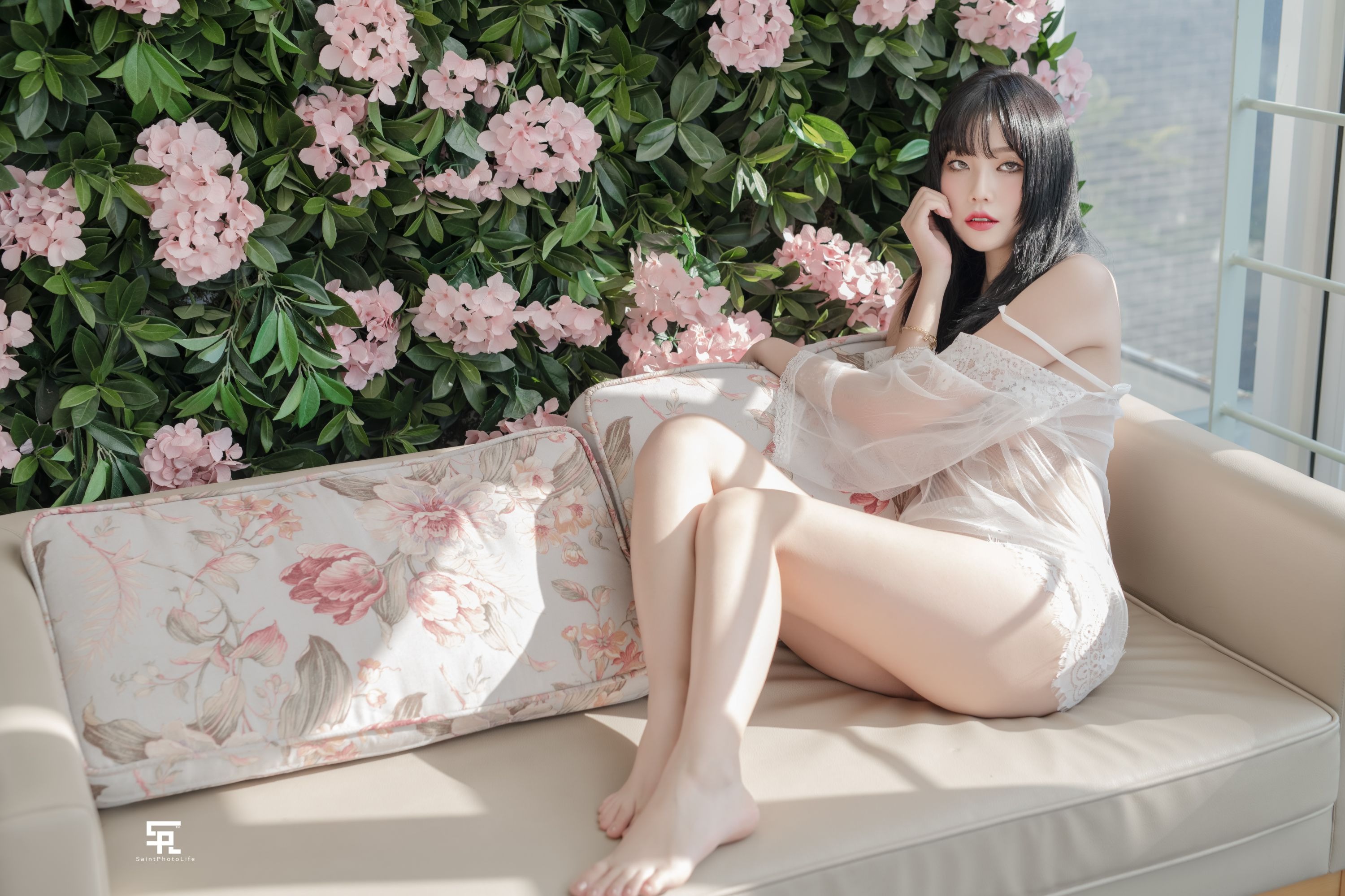 Yuna (윤아) - NO.008 [SAINT Photolife] BLOOM Vol.01 [52P-315MB](25)