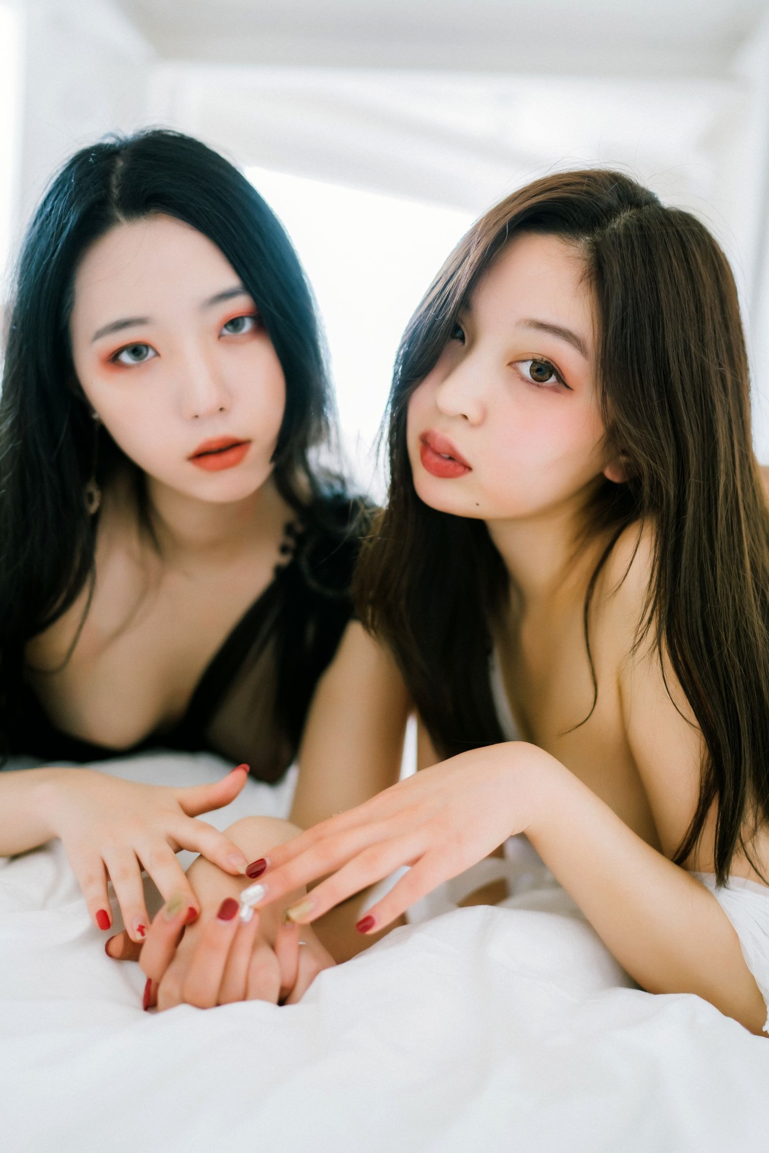 Mona (모나) vs Dame (담) - Relationship - Moon Night Snap - Uncensored(56)