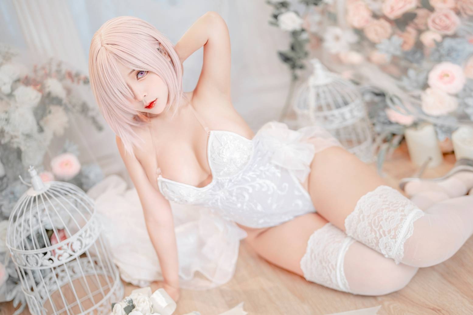 Sayo Momo Mashu white lingerie body oil(11)