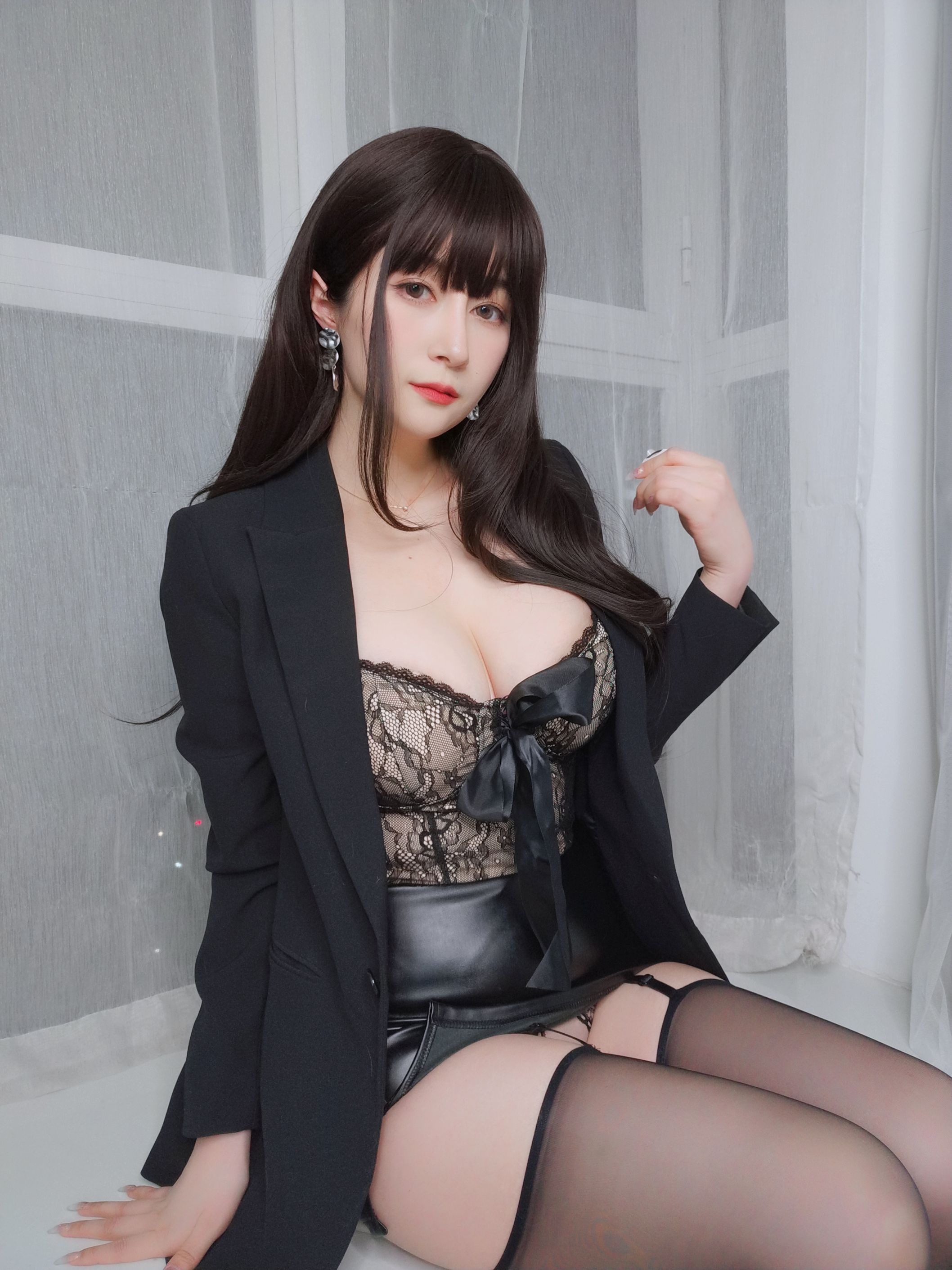 白银81[Patreon] 2022年10月套图 [210P13V-1.48GB](100)