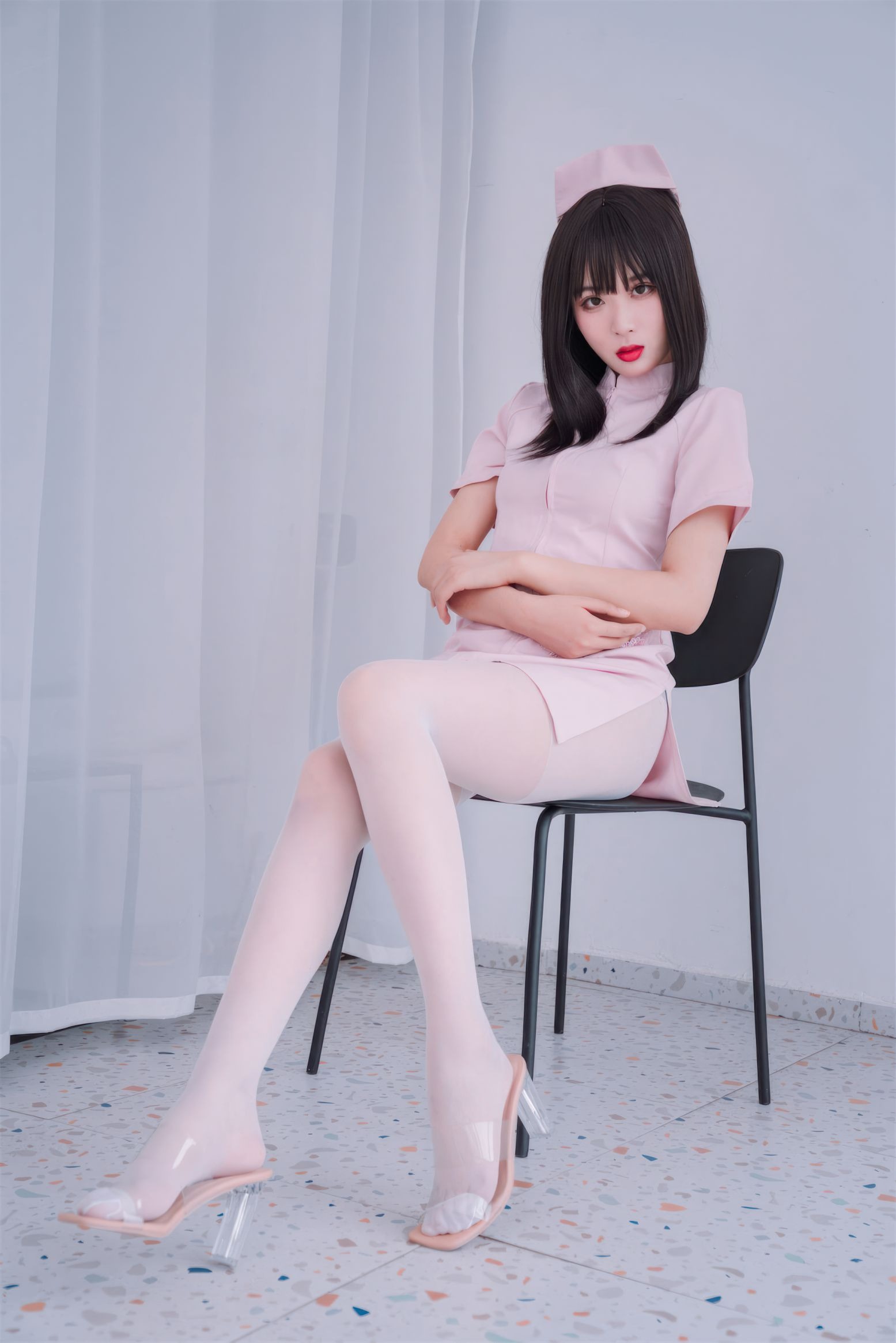 轩萧学姐 - 粉色护士(11)