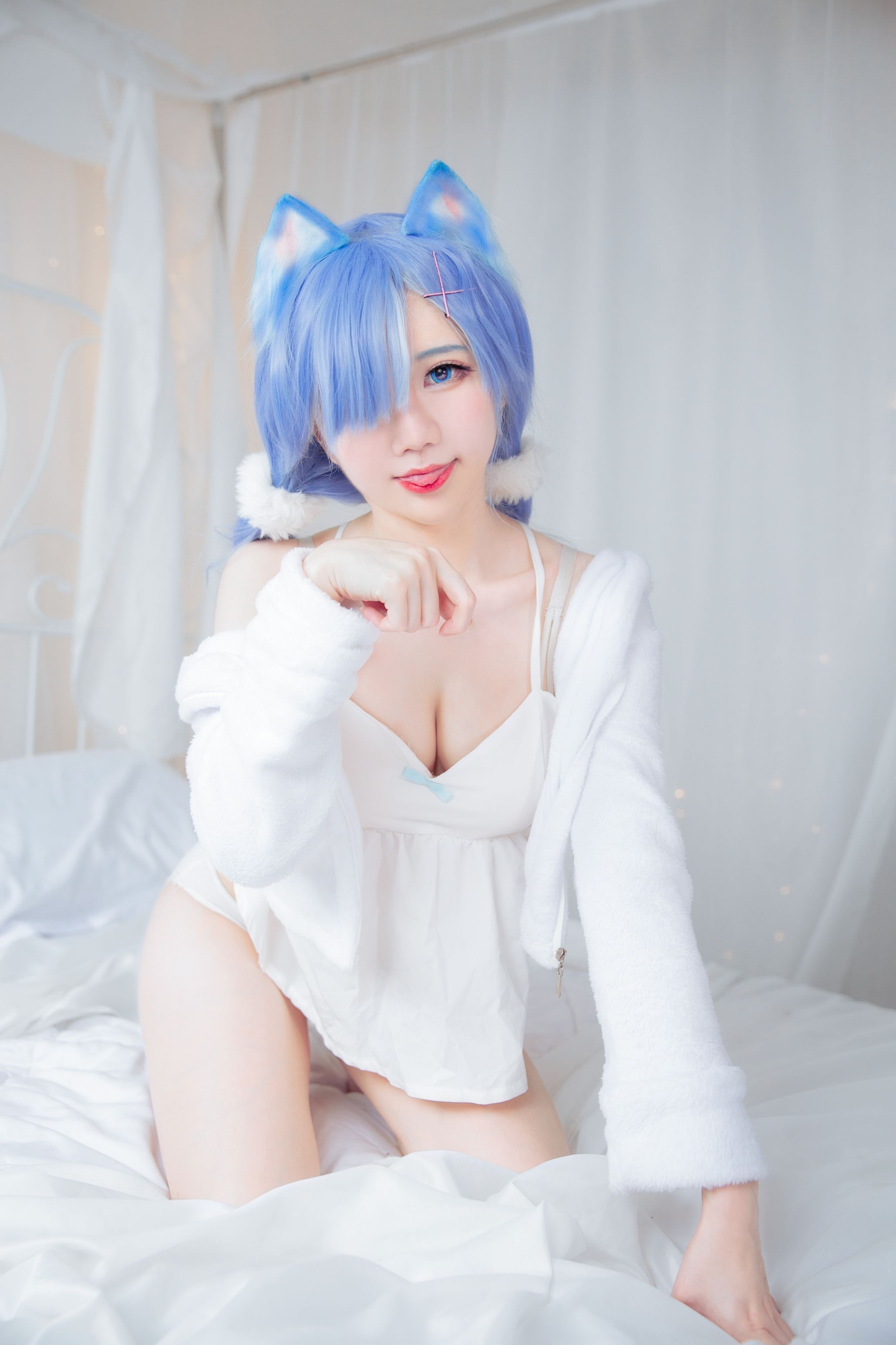 Sally Dorasnow - NO.22 Rem White Kitty [49P-281MB](25).jpg