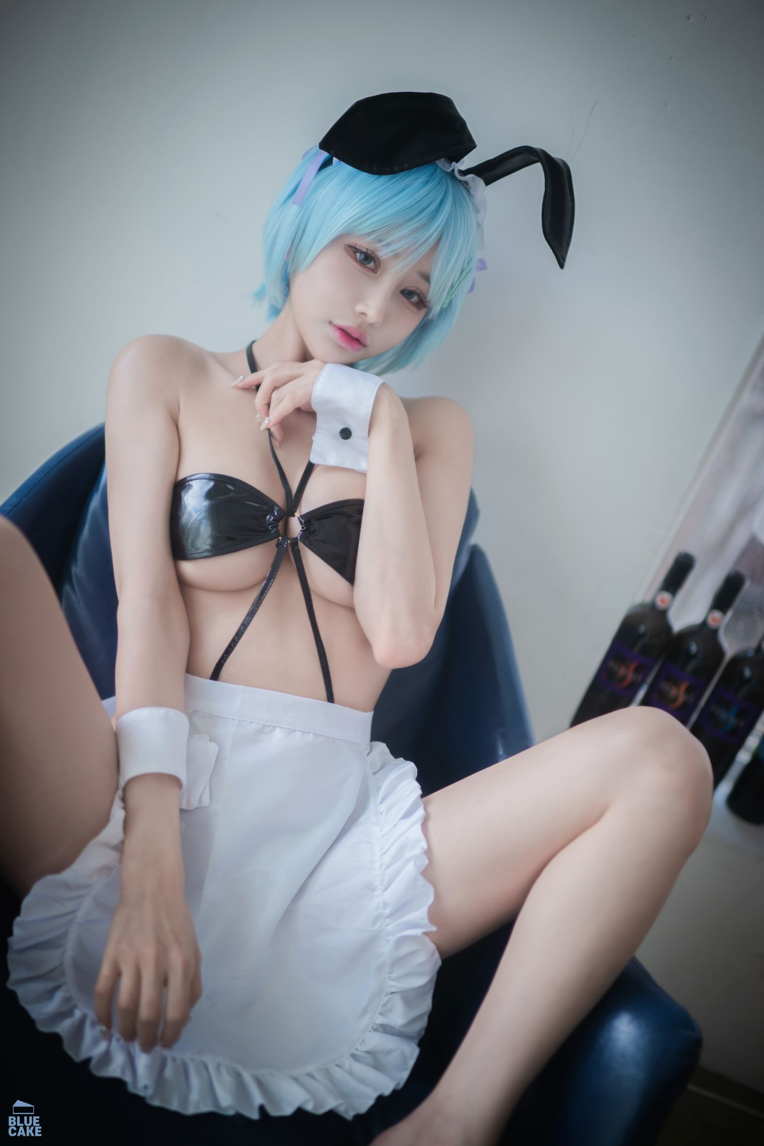 [BLUECAKE] YeonYu - Vol.02 MY MASTER Magician_RED(166)