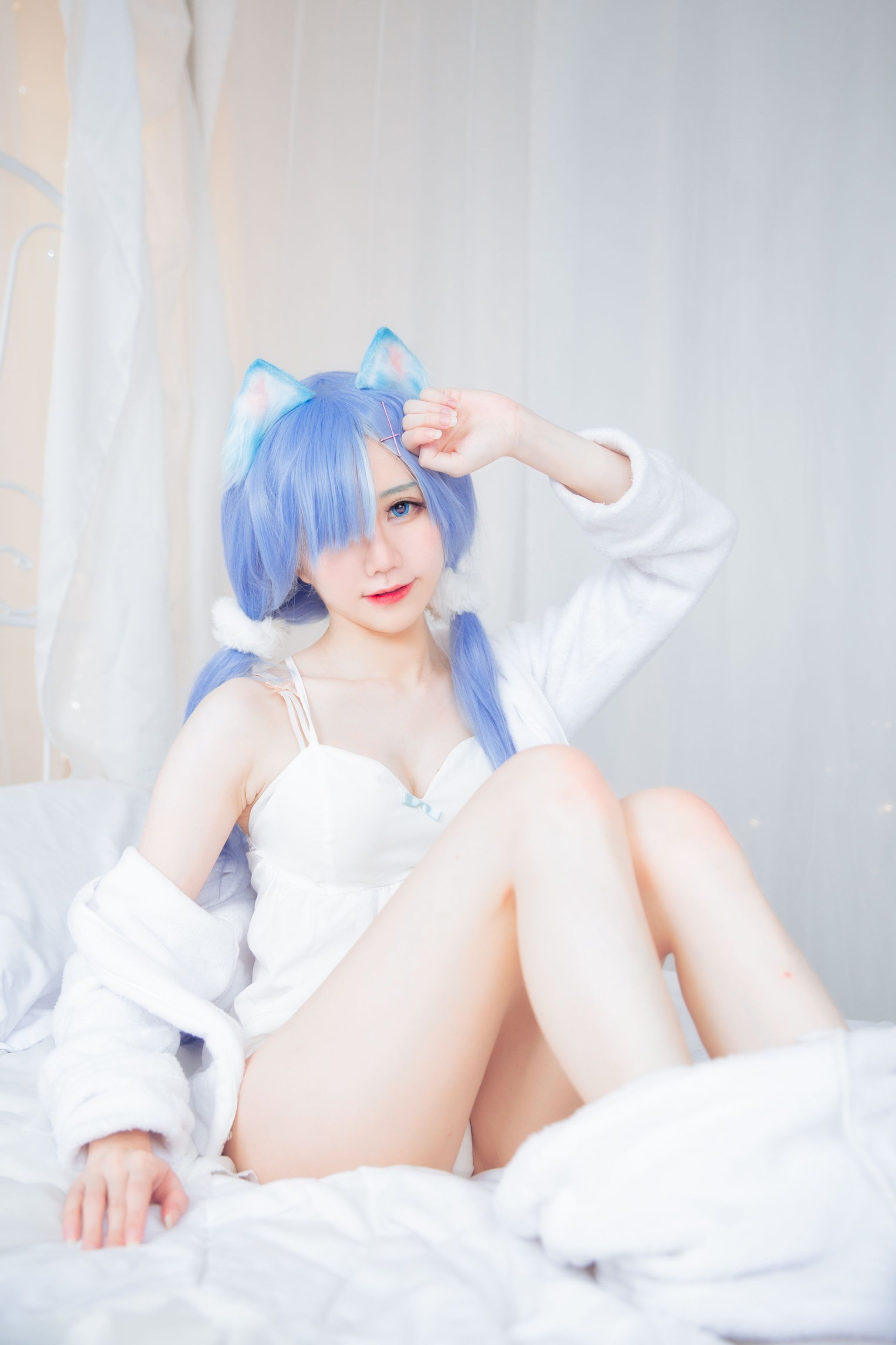 Sally Dorasnow - NO.22 Rem White Kitty [49P-281MB](27).jpg