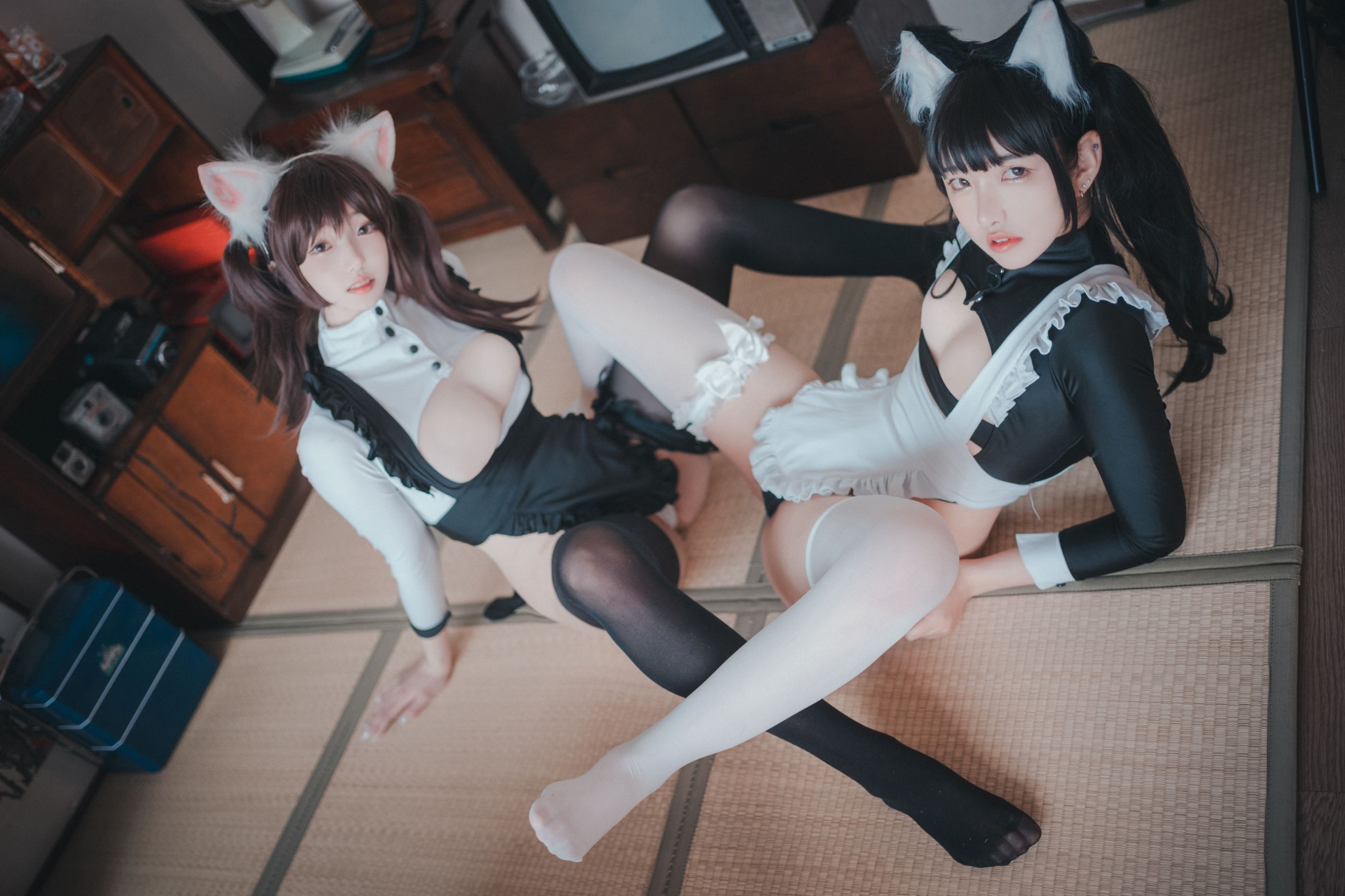 Sonson &BamBi밤비 Maid Mansion W [153P1.13G](8).jpg