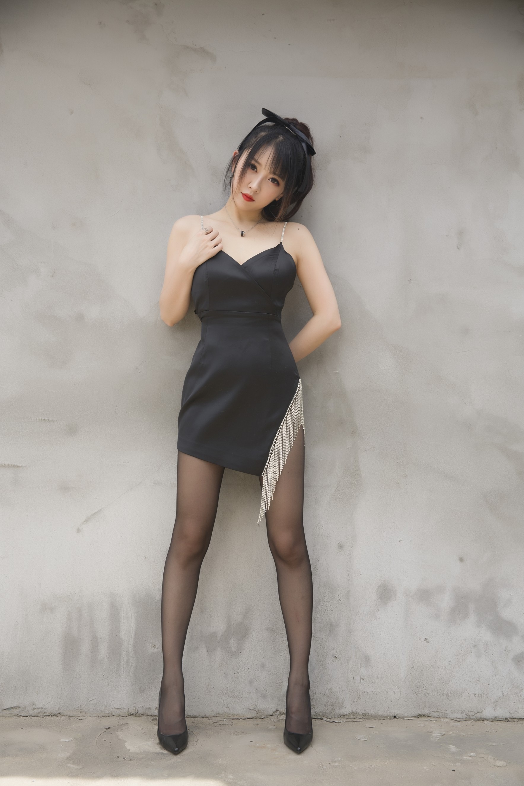 小女巫露娜 -  黑色流苏(21)