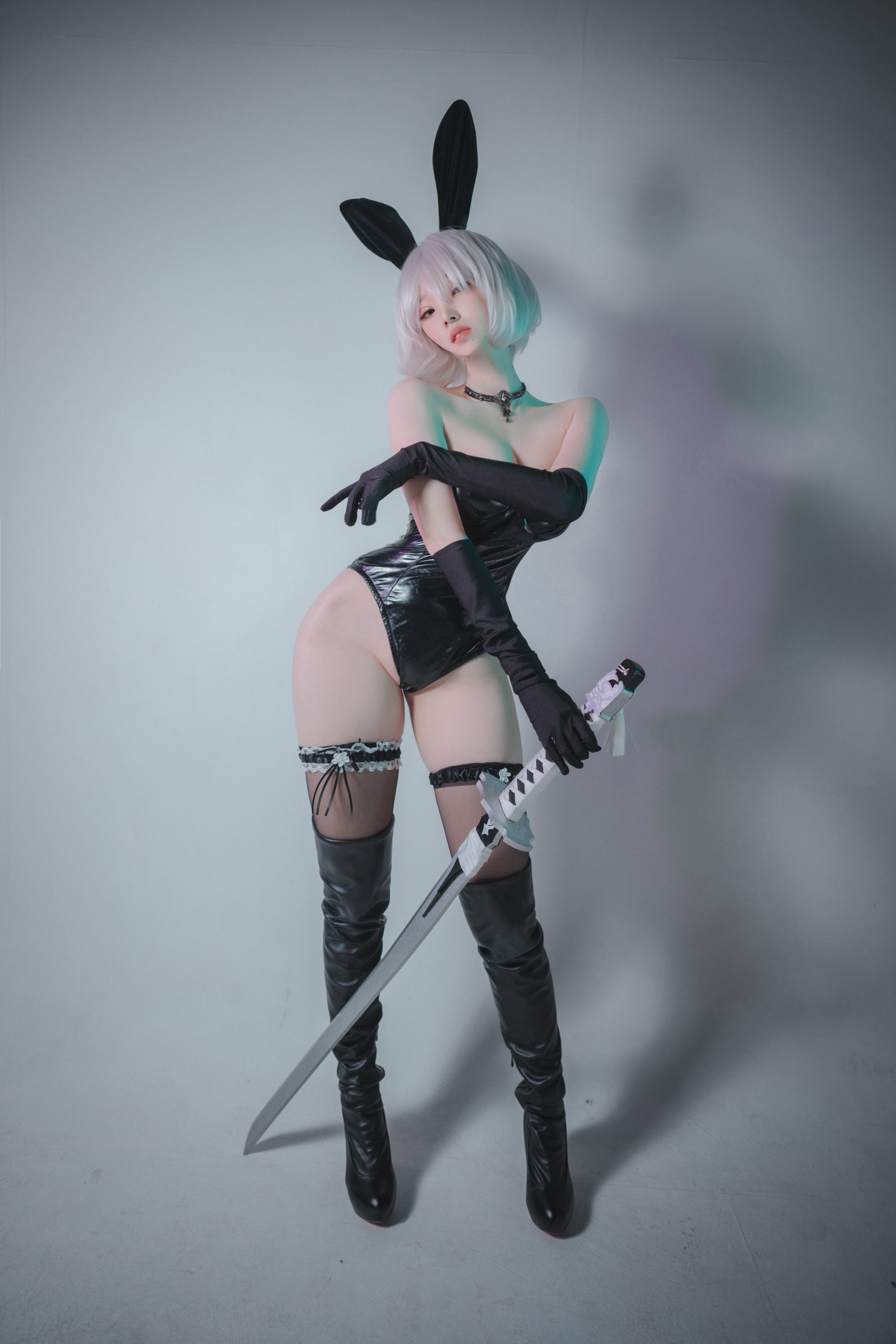 DJAWA Photo - Bambi (밤비) - La Rose NoirE 2B-2(38)