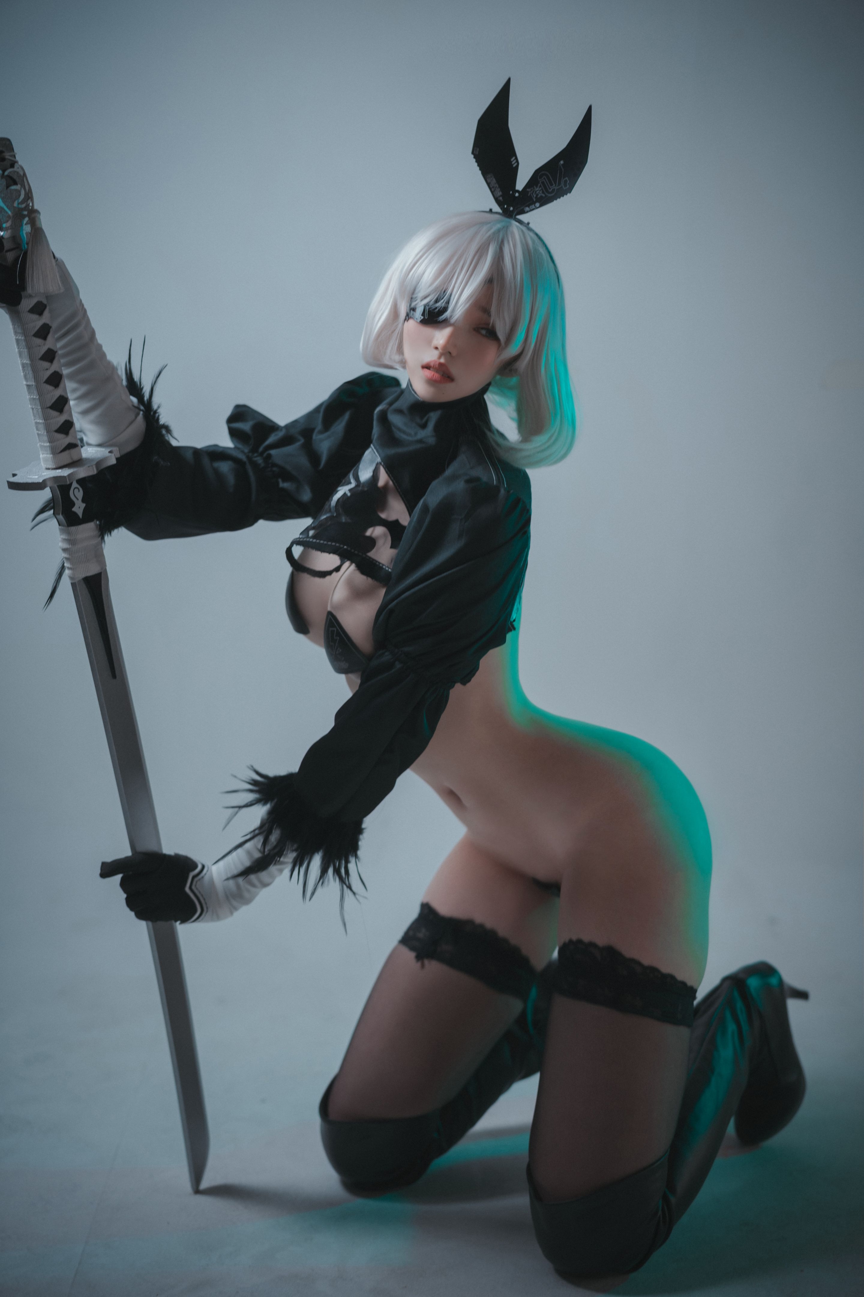 DJAWA Photo - Bambi (밤비) - La Rose NoirE 2B-2(75)