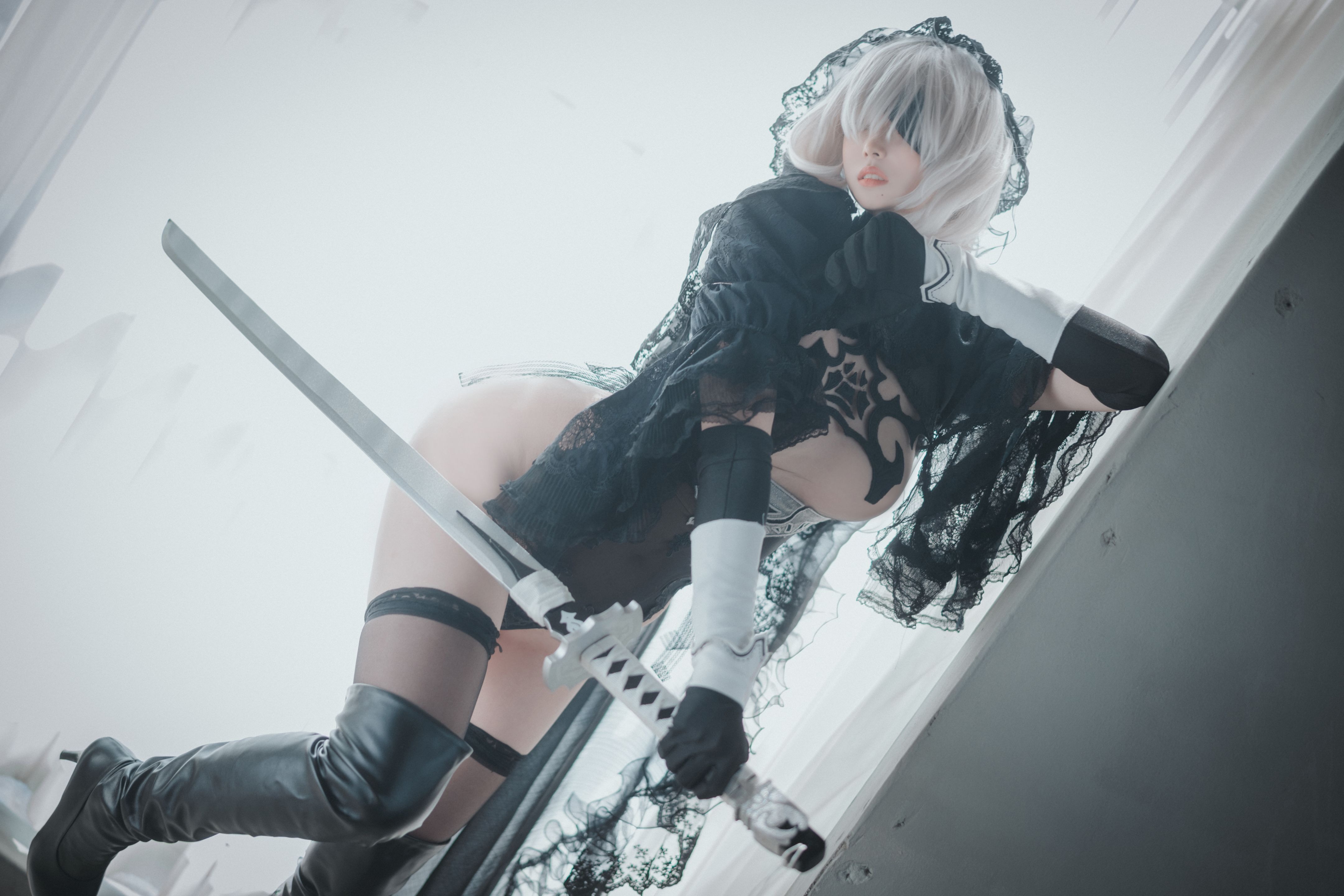 DJAWA Photo - Bambi (밤비) - La Rose NoirE 2B(44)