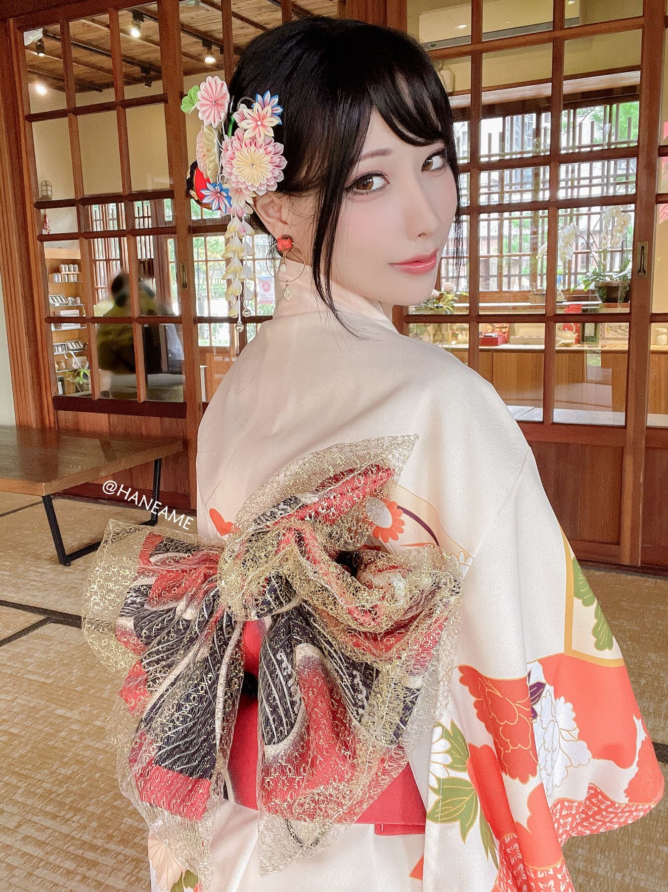 HaneAme 雨波 — Flower Print Kimono Girl(41).jpg