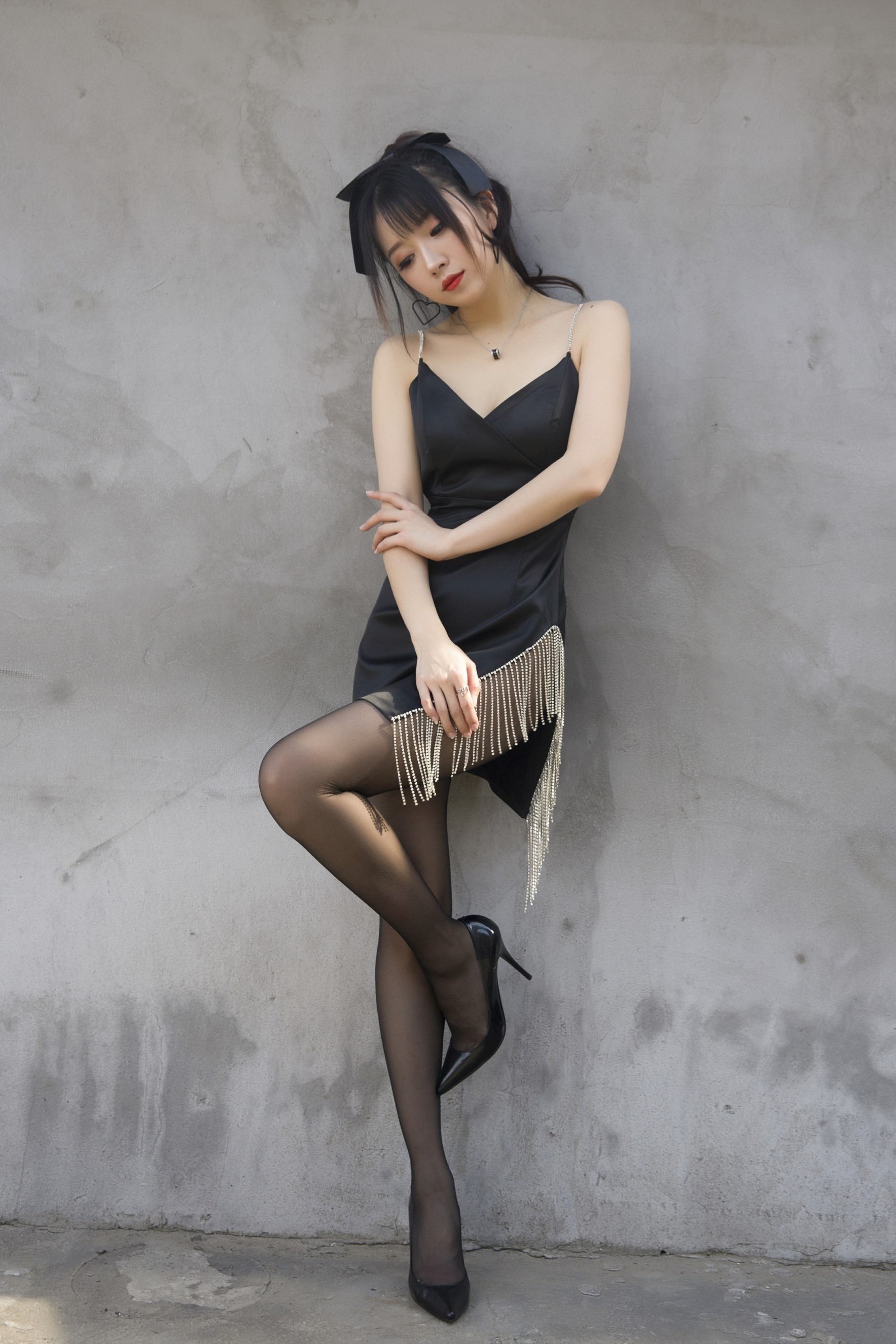 小女巫露娜 -  黑色流苏(32)